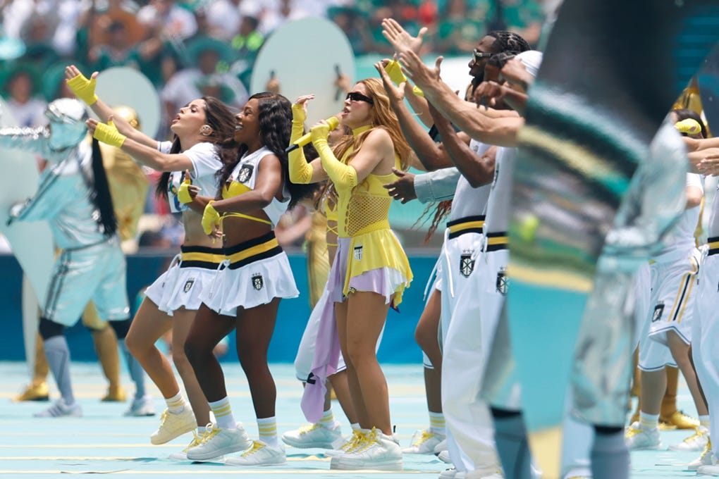 La celebración alcanzó su punto culminante con la interpretación de Dai Dai, de la colombiana Shakira, tema oficial de la Copa del Mundo.