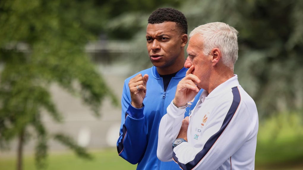 Mbappé señaló que la mejor manera de hacer un homenaje a Deschamps en su última competición al frente de los 'bleus' sería ganar el Mundial.
