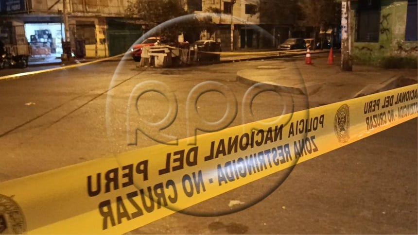 La PNP acordonó la zona para realizar las investigaciones.