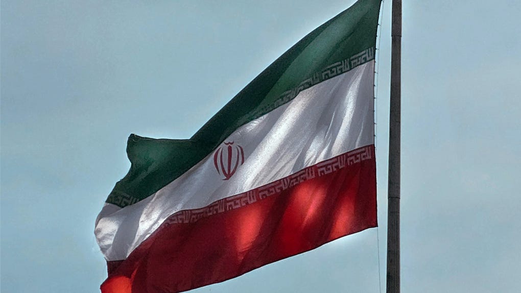 El presidente del Parlamento iraní indicó que Washington “no puede obtener concesiones dando luz verde” a Israel.