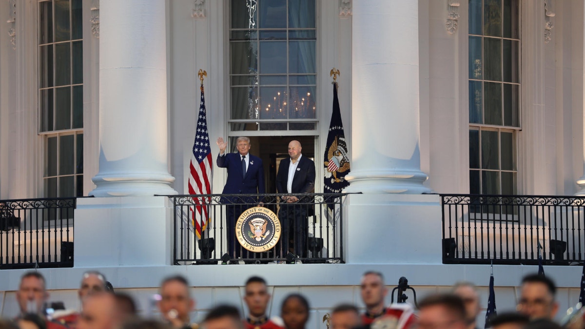 Donald Trump celebró su cumpleaños 80 con una velada inédita en la Casa Blanca