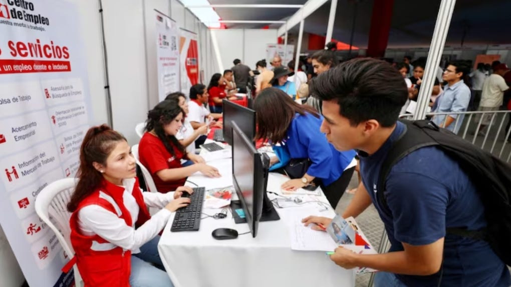 Servicios, comercio y construcción impulsan avance del empleo en Lima