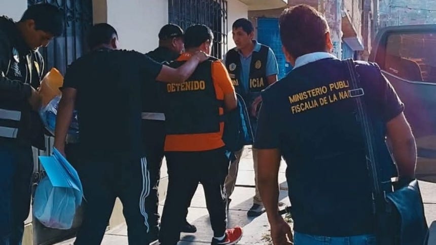 La Fiscalía precisó que Ramírez Moore obtuvo cerca de S/150.000 mediante este modus operandi. 