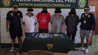 ¡Indignante! Desbaratan banda que robaba tarjetas bancarias a ancianos y vaciaban sus cuentas