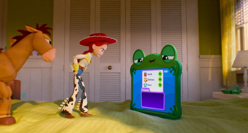 La película trae de regreso a los personajes clásicos de la saga e introduce nuevos personajes, entre ellos LilyPad.