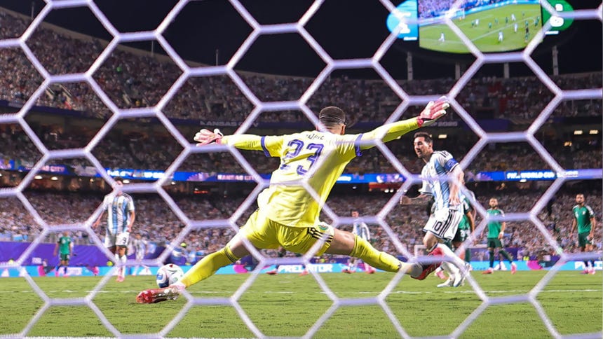 Así fue uno de los tres goles que recibió Luca Zidane ante Argentina.