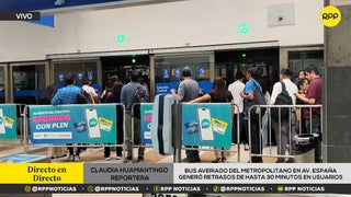 Bus del Metropolitano se averió en plena ruta en la avenida España: incidente causó retraso en el servicio