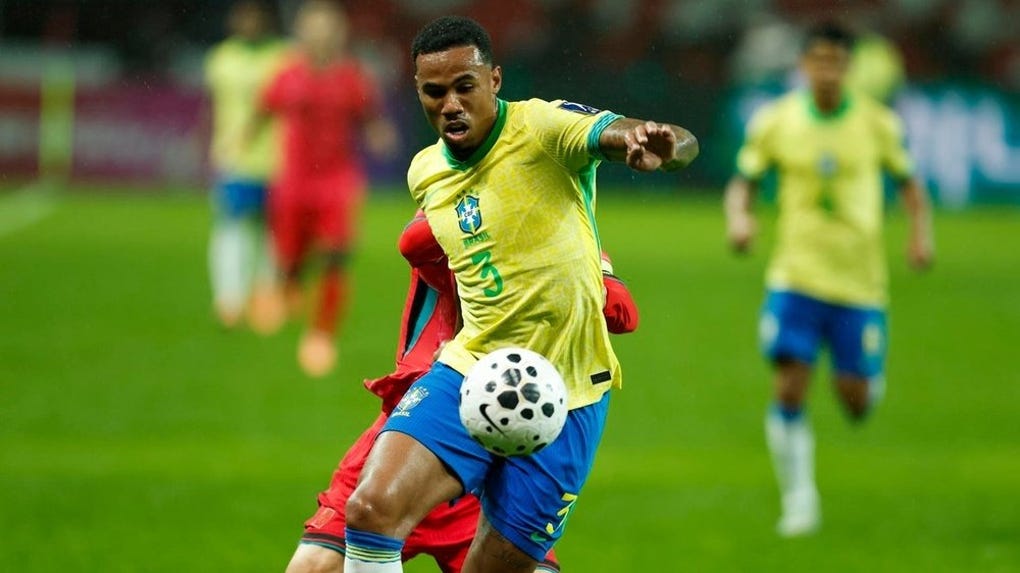 Gabriel Magalhaes.