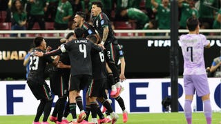 Terrible error del arquero Kim Seung-Gyu que Luis Romo aprovechó para marcar el 1-0 de México sobre Corea del Sur