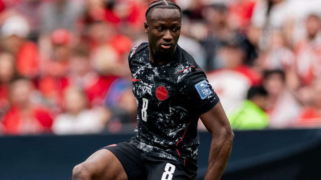 Ismael Koné sufrió una dura lesión en el partido ante Qatar