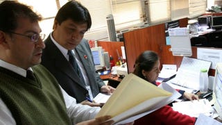 Gobierno busca que aumentos salariales negociados por trabajadores públicos tengan 