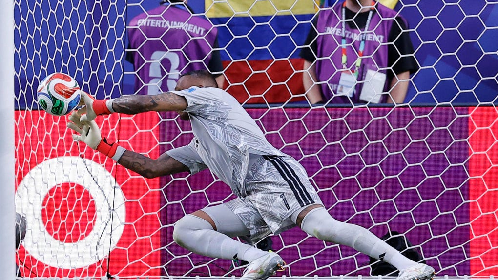 Eloy Room fue la gran figura para el empate 0-0 de Curazao vs Ecuador