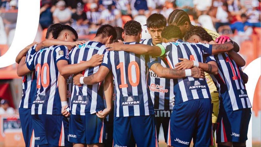 Alianza Lima y su equipo en la Copa Caliente de la Liga.