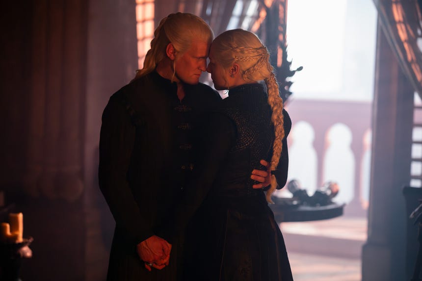 Matt Smith regresa como el impredecible Daemon Targaryen, uno de los personajes más complejos de la historia.