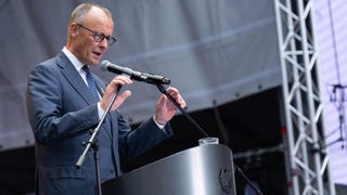 ¿El declive de Alemania? Friedrich Merz alerta que su país pierde cada mes entre 10 000 y 14 000 puestos de trabajo en la industria