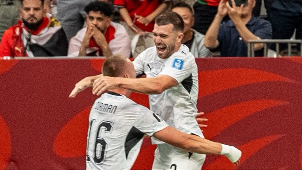 Tim Payne asistió al 1-0 de Nueva Zelanda vs Egipto