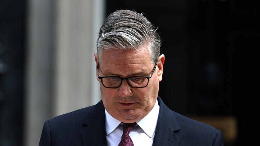 Chronicle of an expected fall: the stumbles that led to the departure of Keir Starmer in the United Kingdom