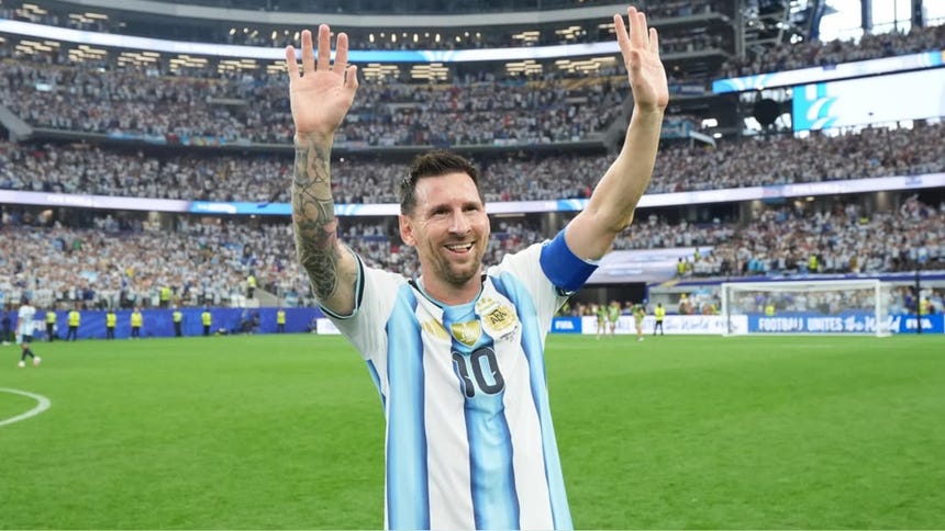 Lionel Messi anotó dos goles frente a Austria este lunes y ya suma 18 tantos en los mundiales.