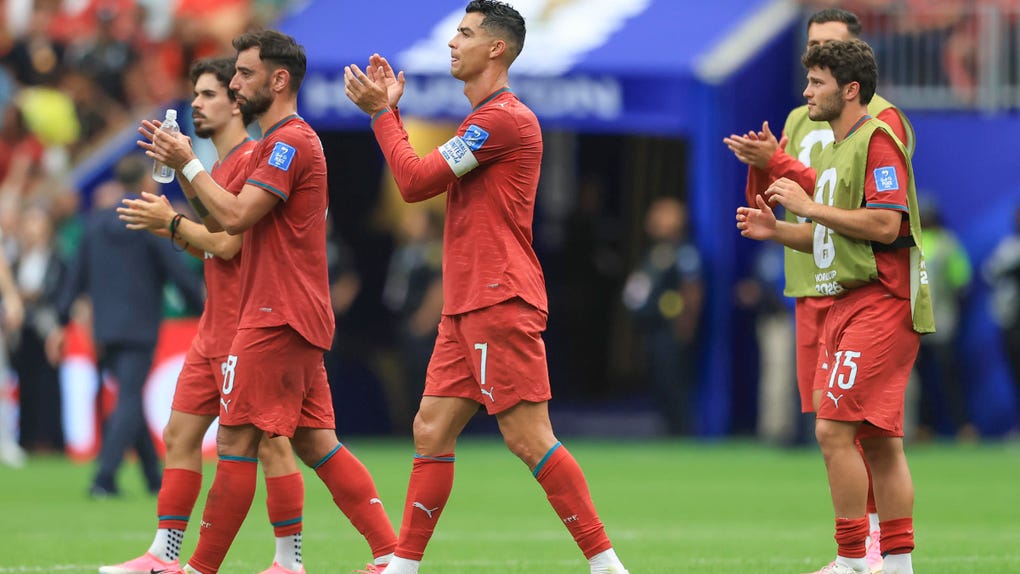 Cristiano Ronaldo ignoró pregunta sobre Lionel Messi tras victoria de Portugal