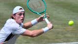 Ignacio Buse da el golpe en Mallorca: derrota 2-0 a Stéfanos Tsitsipás y clasifica a octavos del ATP 250