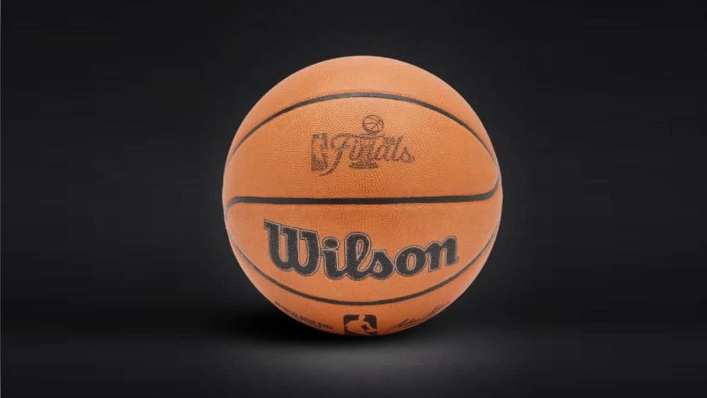 Con este balón, los Knicks remontaron una diferencia de 29 puntos, para llevarse la victoria.