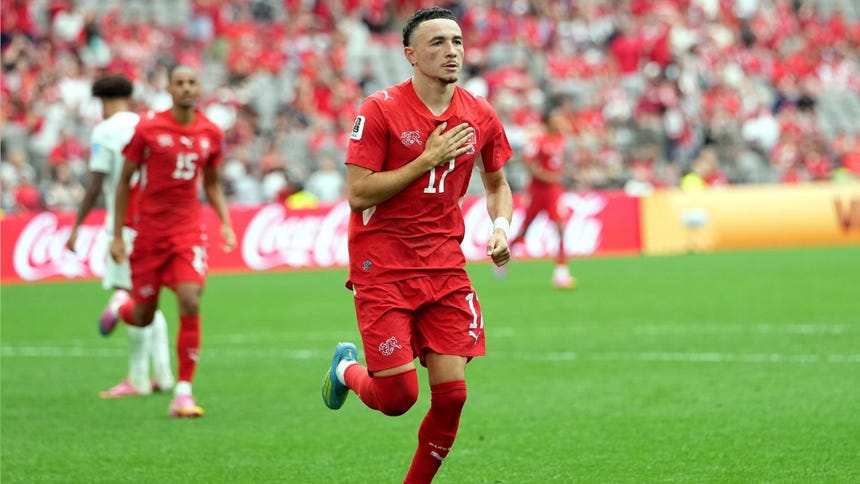 Ruben Vargas celebrando su segundo gol en el Mundial 2026