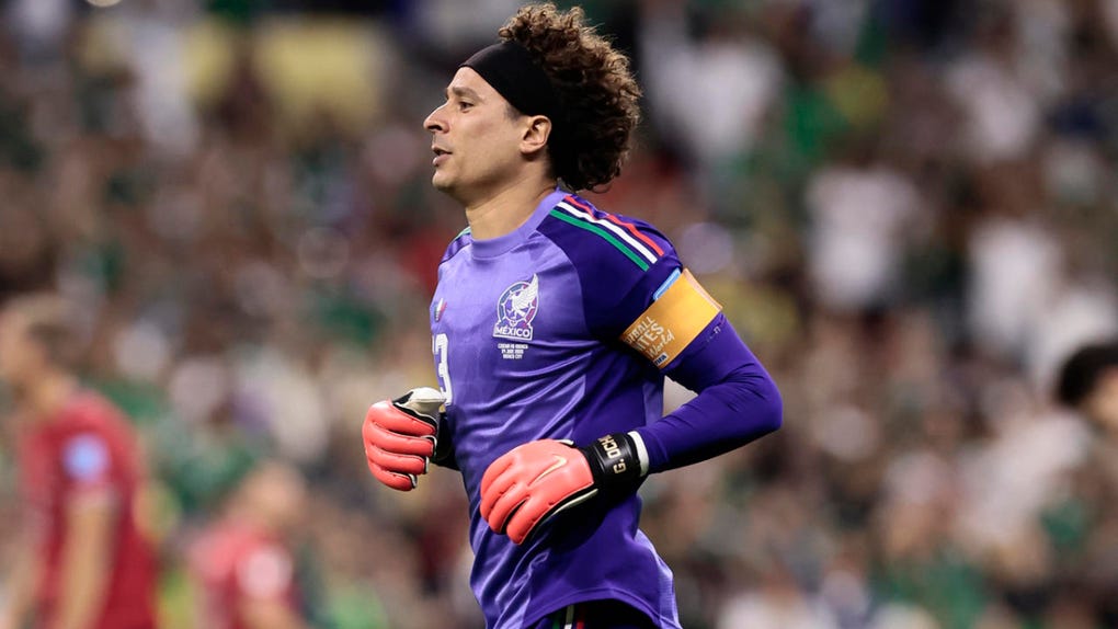 Memo Ochoa cumplió su sexta Copa del Mundo.