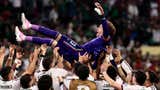 ¡Respeto para el Memo! Guillermo Ochoa fue cargado por sus compañeros tras el triunfo sobre Chequia por el Mundial 2026