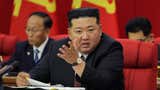 Kim Jong-un reveló planes de construcción de navíos de guerra con armamento nuclear
