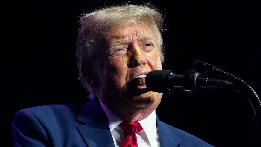 Estados Unidos está desplegando equipos de búsqueda y de rescate en Venezuela.