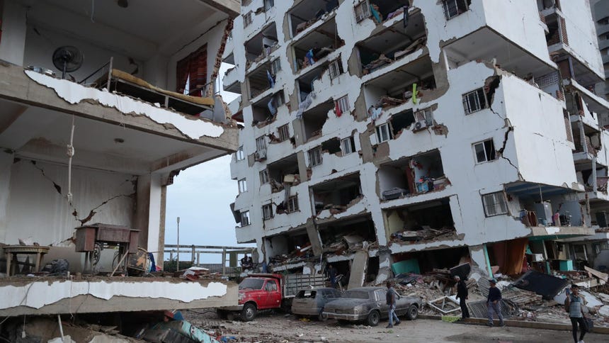 Varios bloques de viviendas quedaron dañados por los terremotos registrados en Venezuela.