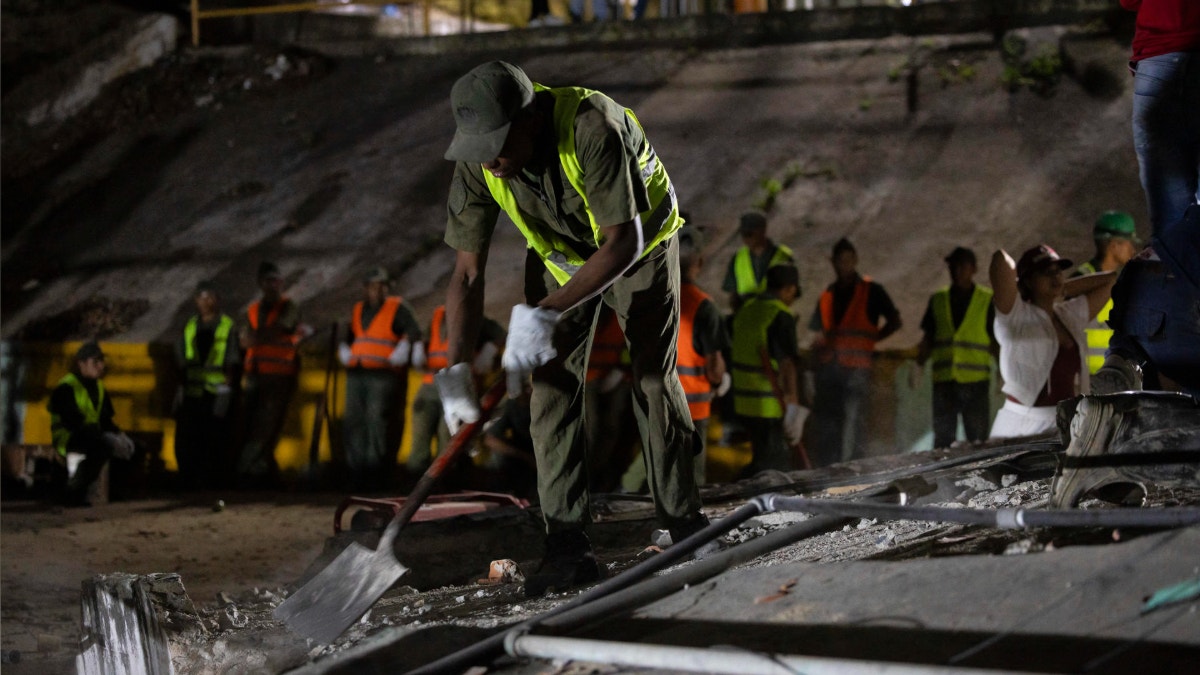 Venezuela declaró el estado de emergencia tras el doble terremoto