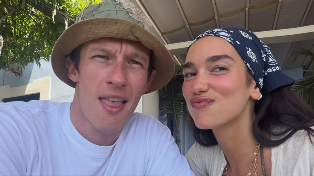 Callum Turner y Dua Lipa disfrutando de su etapa de recién casados.