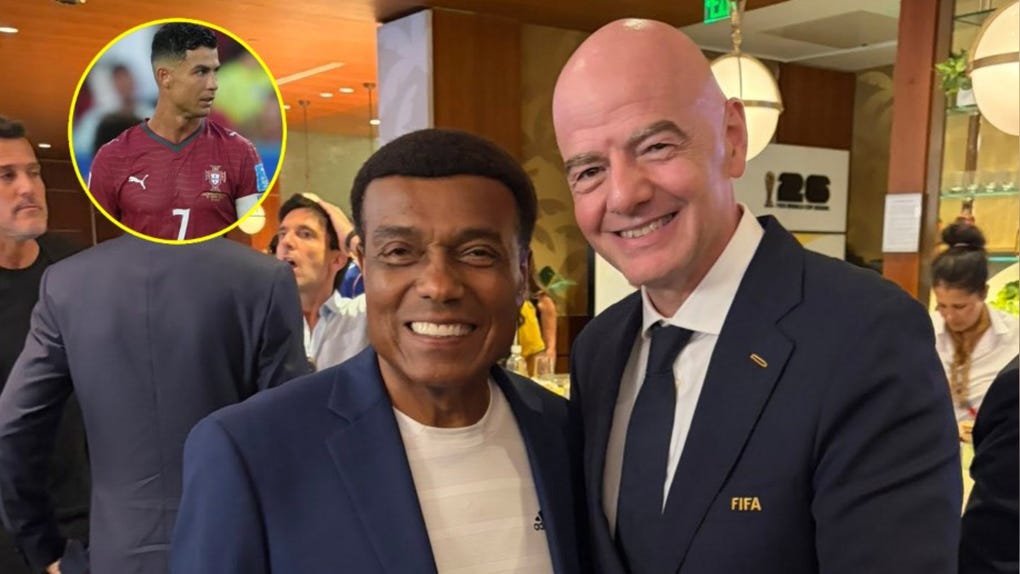 Teófilo Cubillas anotó 10 goles en los Mundiales. En esta foto con el presidentev de la FIFA, Gianni Infantino.