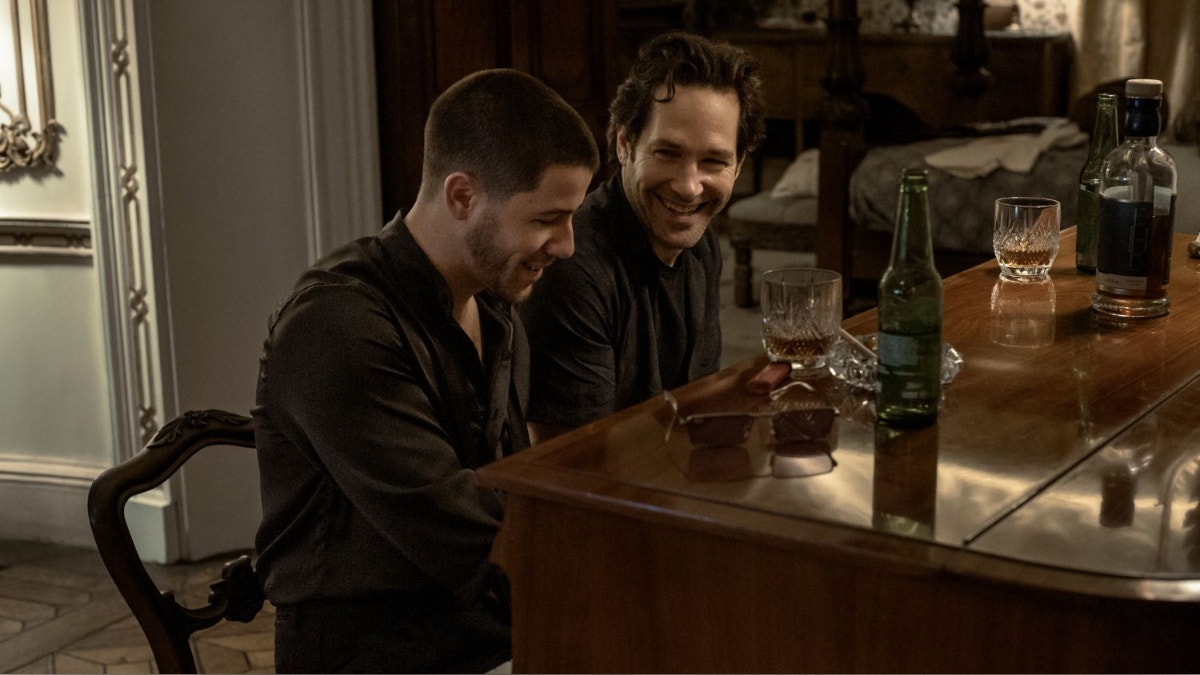Nick Jonas estrena 'Letras robadas': fecha, tráiler y todo sobre la película con Paul Rudd