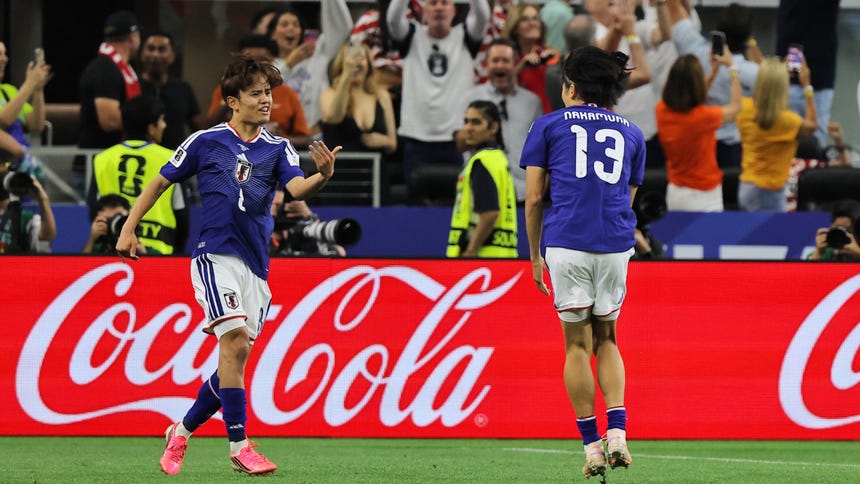 Take Kubo, a nivel de clubes, juega en la Real Sociedad.
