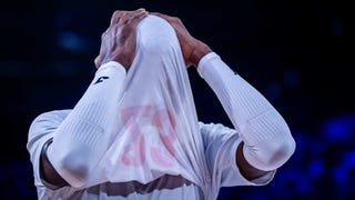 Voleibolista cubano sufre terrible lesión durante partido por la VNL 2026