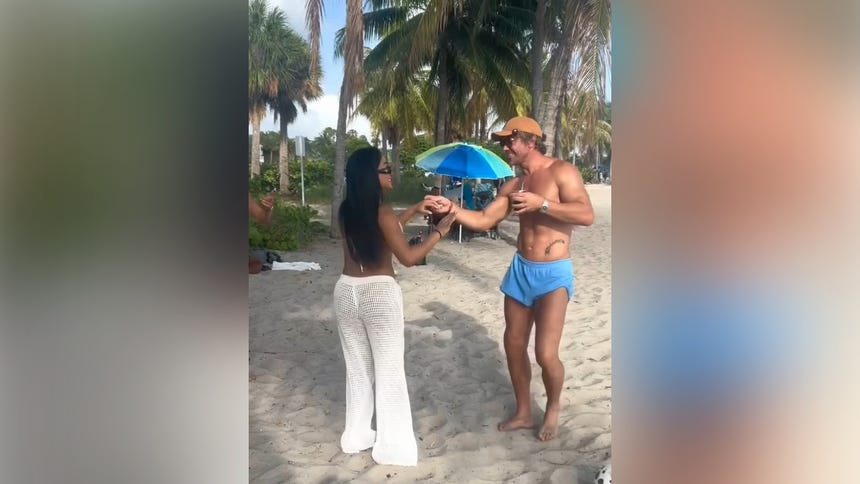 Onelia Molina estuvo en la playa con el exfutbolista Diego Lugano