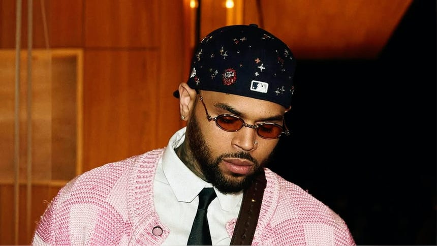 Un jurado de Los Ángeles declaró al cantante Chris Brown culpable por negligencia.