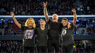 Metallica dona 100 mil dólares de apoyo para víctimas de los terremotos en Venezuela