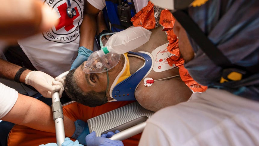 Rescatan a superviviente de los terremotos en Venezuela tras ocho días bajo los escombros