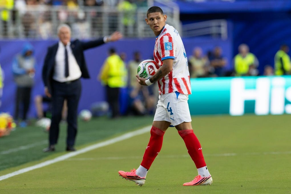 Juan Cáceres.