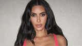 Kim Kardashian luce nueva colección de lencería diminuta y causa sensación en redes sociales