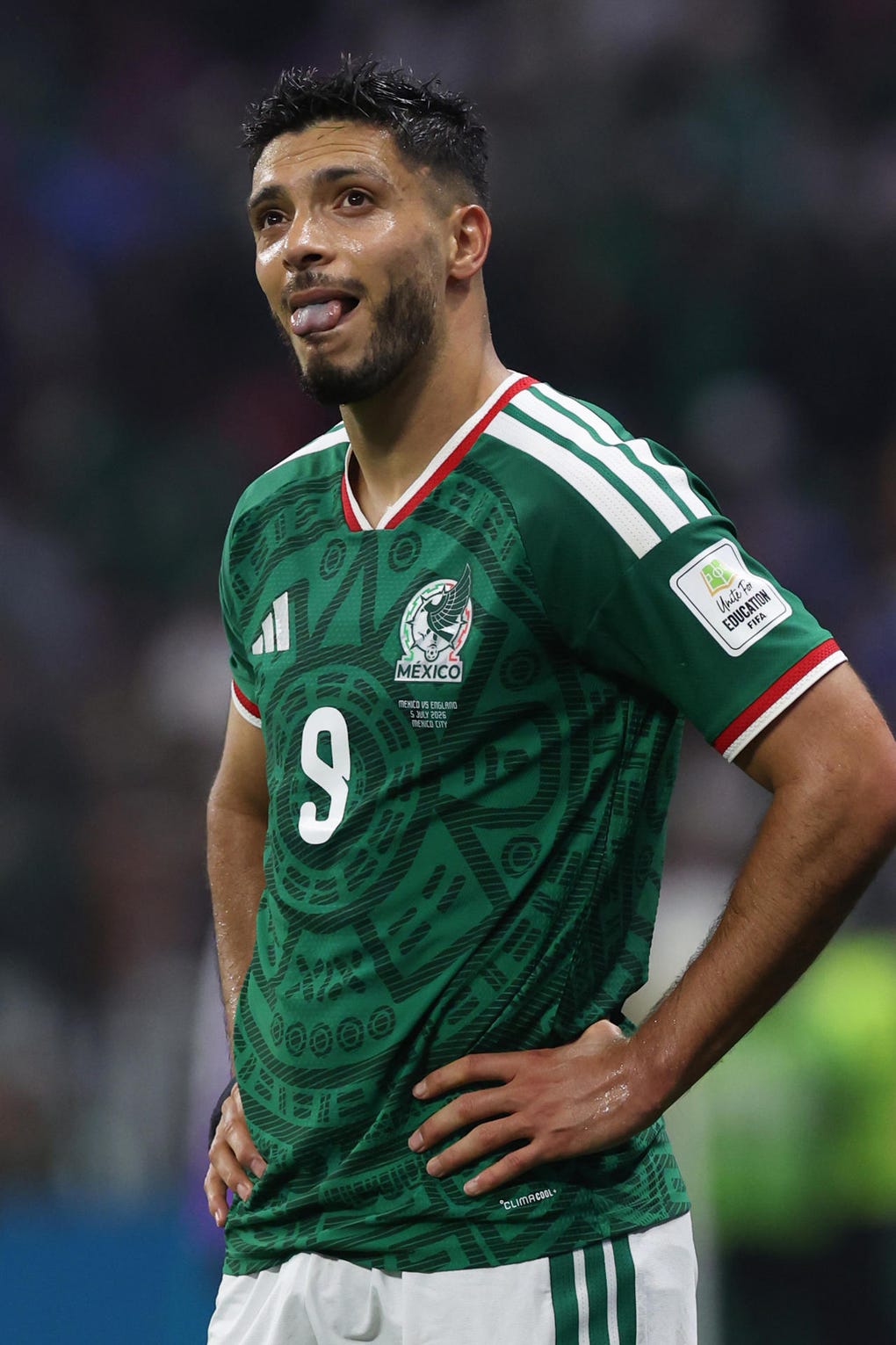 Raúl Jiménez y su tristeza tras quedar eliminado del Mundial 2026 a manos de Inglaterra.