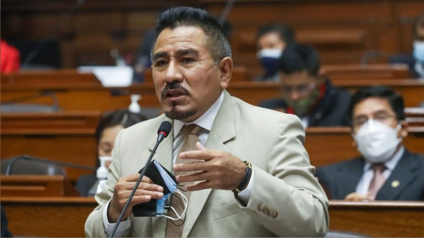 Jorge Marticorena es nombrado nuevo ministro de Educación tras renuncia de María Cuadros