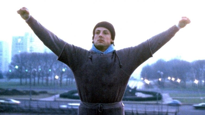 Rocky es una película estadounidense de 1976 escrita y protagonizada por Sylvester Stallone y dirigida por John G. Avildsen.