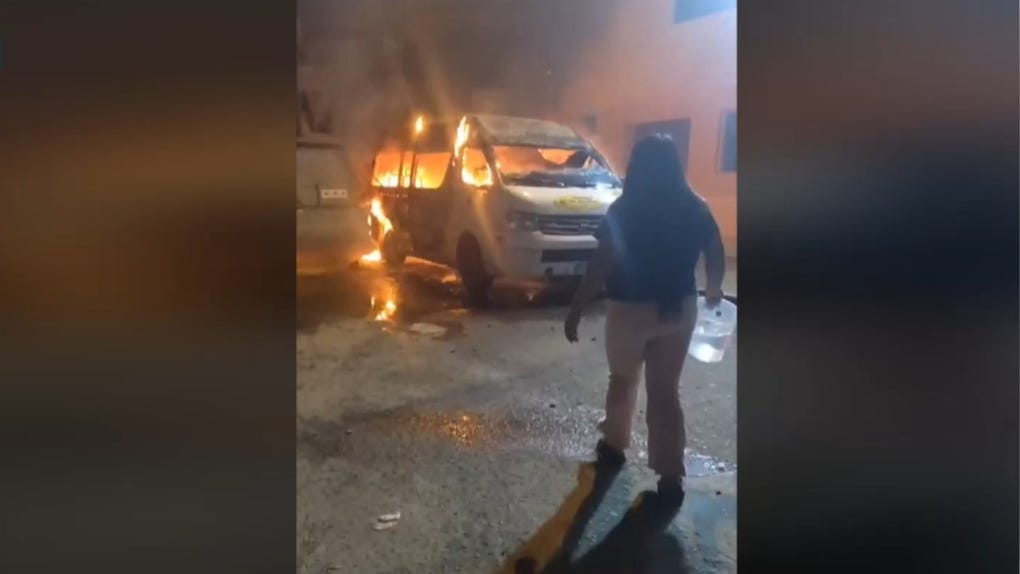 Otro atentado contra empresas de transporte público en el Callao: incendian combi en Bellavista
