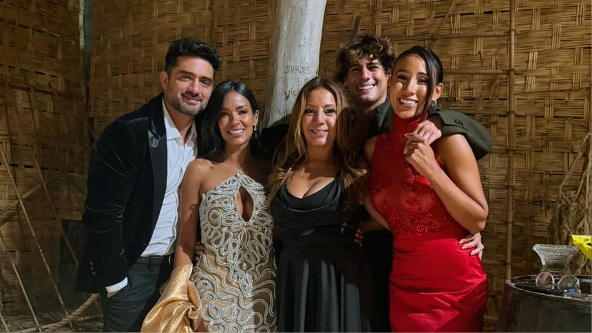 Pablo Heredia, Shirley Arica, Pati Lorena, Renato Rossini Jr. y Samahara Lobatón.
