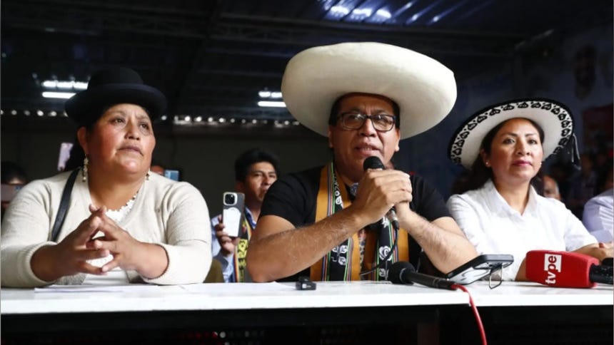 El Poder Judicial declaró “improcedente” una solicitud de medida cautelar presentada en favor del excandidato presidencial de Juntos por el Perú.