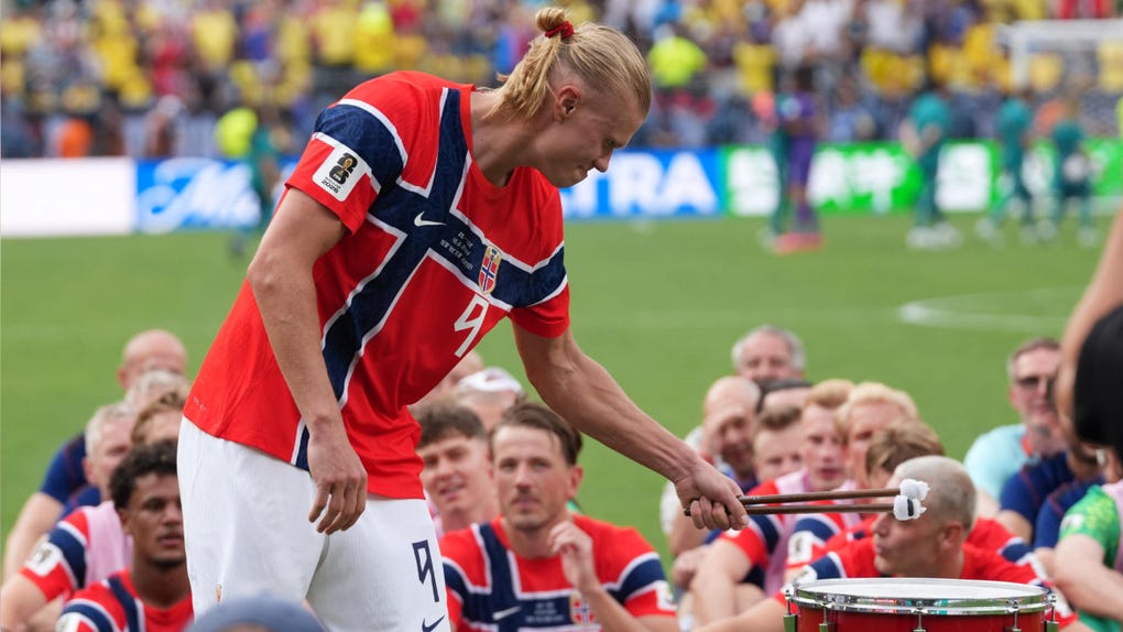 Erling Haaland fue protagonista del 'Viking Row' tras la victoria ante Brasil.
